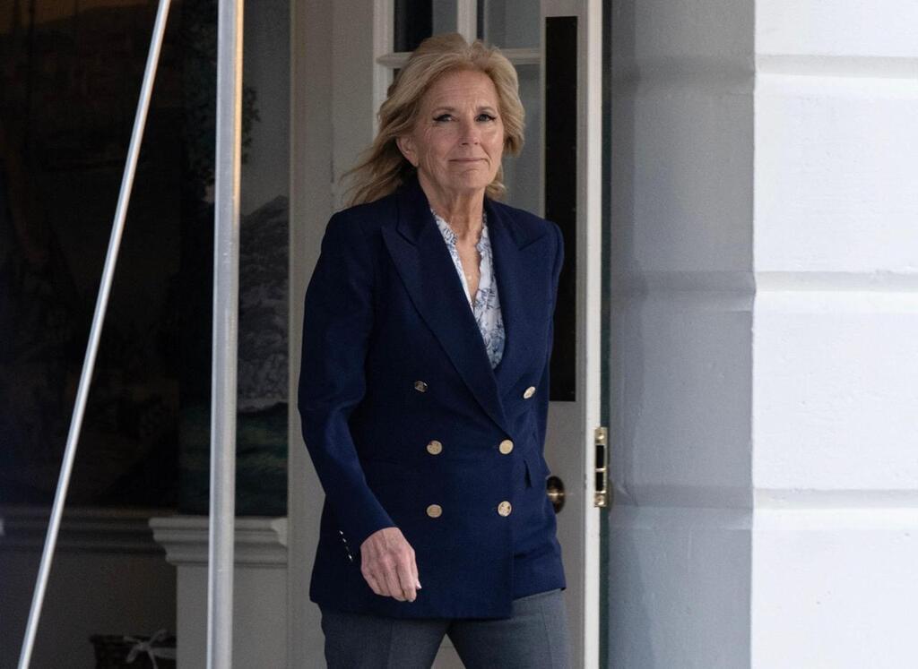 Jill Biden Opérée D’une Lésion Au Visage, Découverte Lors D’un ...