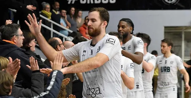 photo  joffrey sclear et l’union rennes ont gagné sur le parquet du centre fédéral ce mercredi soir.  &copy;  photo : jocelyne régent 