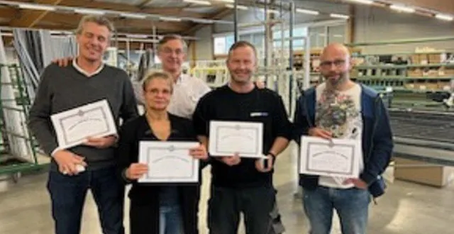 photo  grégory lemoucheux, patricia ribot, david derre et michael faure, avec albert dantoni, le dirigeant de mpo.  &copy;  ouest-france 