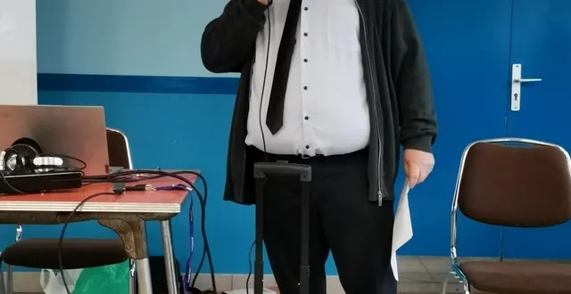 photo  samedi 14 janvier, alain delaunay, maire de montilly-sur-noireau, dans l’orne, a présenté aux habitants les projets pour 2023, lors de la cérémonie des vœux.  &copy;  dr 