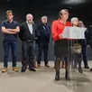 photo martine couet, maire, et son conseil présentent les projets de l’année.