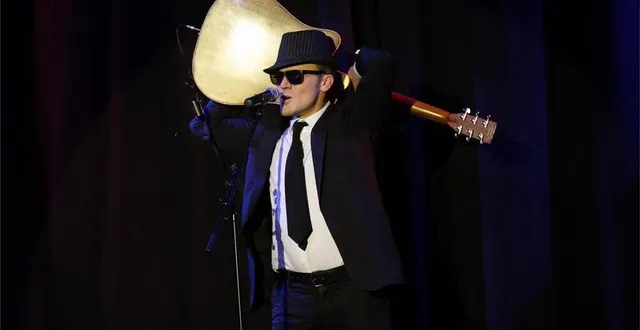 photo  charly solo anime désormais une grande partie des soirées de la grande époque.  &copy;  photo la grande époque 