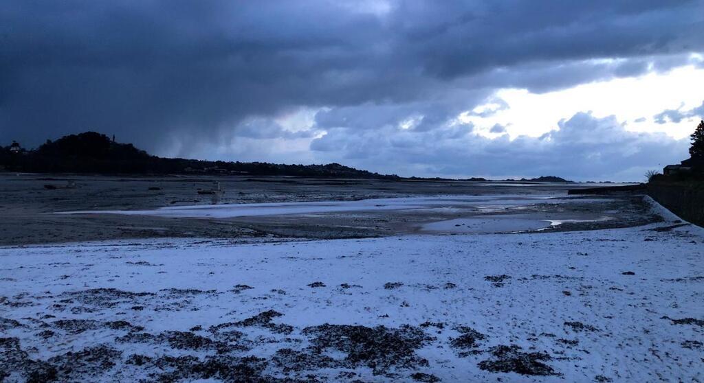 EN IMAGES. Paimpol s’est réveillé sous la neige, ce mercredi 18 janvier