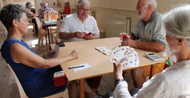 photo  le club de bridge de sablé-sur-sarthe s’apprête à accueillir la finale du challenge d’automne.  &copy;  dr 