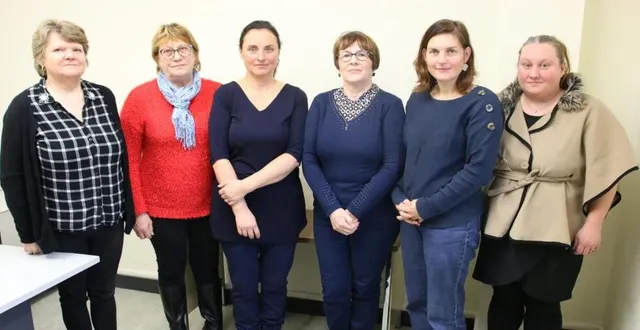 photo  de gauche à droite : sylvie leroux, coordinatrice, danielle truchet, dorothée moulin, nadine lambert, barbara labbé, mandy laisné.  &copy;  ouest-france 