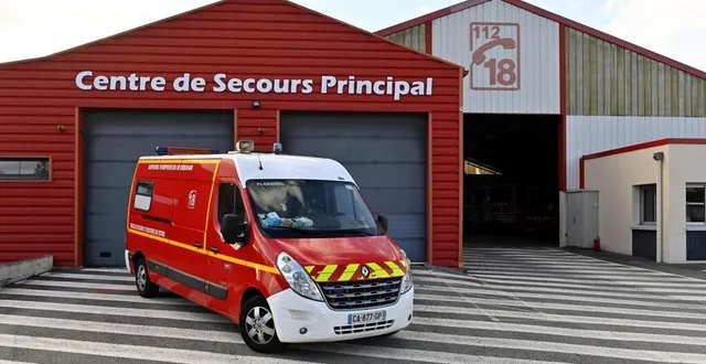 photo  les pompiers ont transporté, ce matin, trois blessés au chu d’angers. photo d’illustration.  &copy;  archives thierry creux / ouest france 