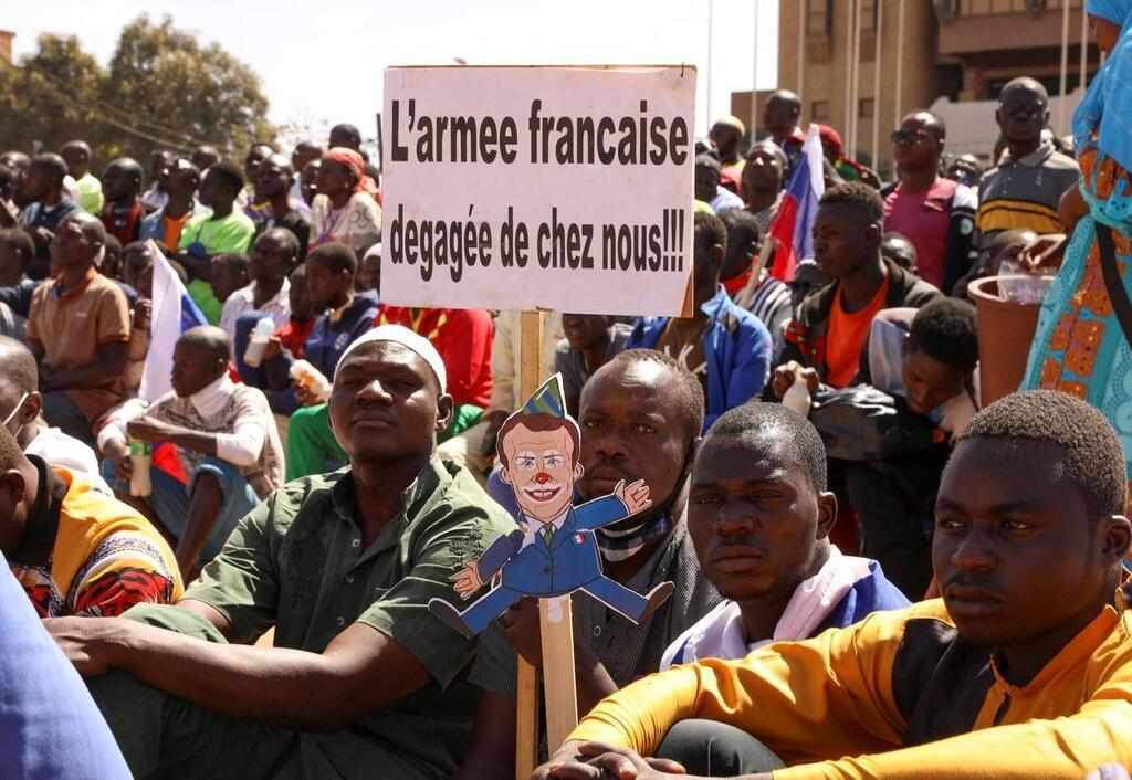 Départ Des Troupes Françaises Du Burkina Faso Ouagadougou Confirme Paris Attend Des Tours