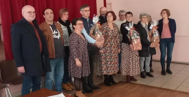 photo  lors de la cérémonie des vœux, trois agents étaient mis à l’honneur.  &copy;  co 