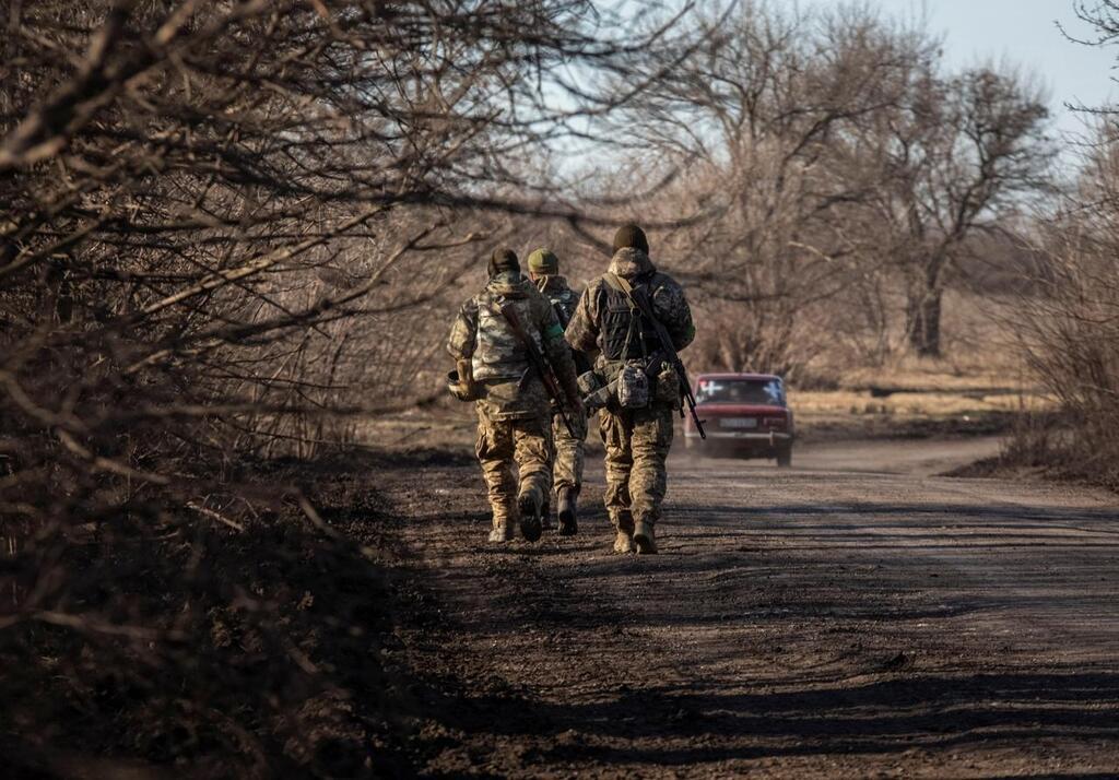 Guerre En Ukraine Larmée Ukrainienne Admet Avoir Cédé Soledar Aux