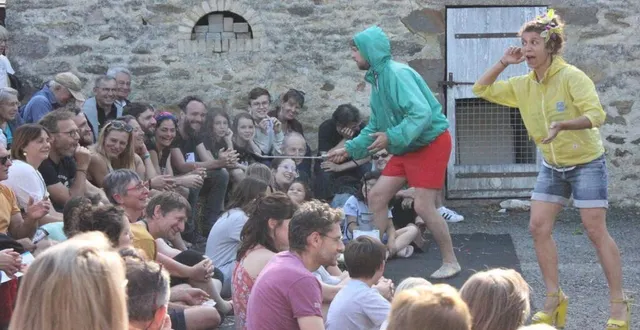 photo  la dernière édition de kikloche avait  rassemblé près de 1 000 spectateurs à assé-le-boisne.  &copy;  kikloche 