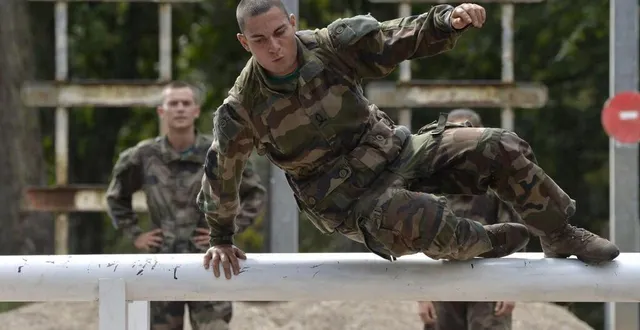 photo  un militaire s’entraîne à l’académie militaire de saint-cyr coëtquidan. photo d’illustration.  &copy;  thierry creux / ouest-france 