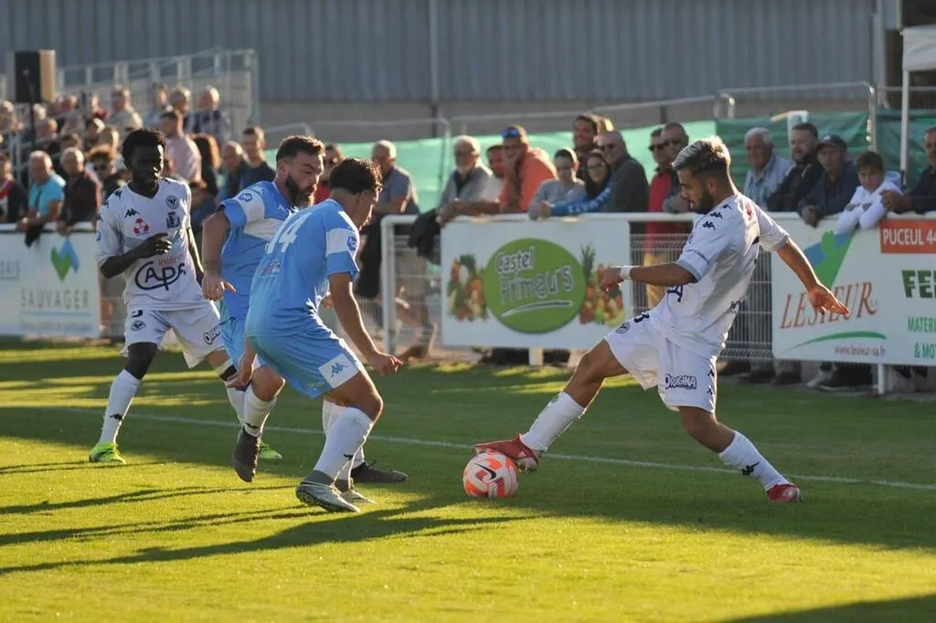 Loire Atlantique Football. National 2 Châteaubriant espère