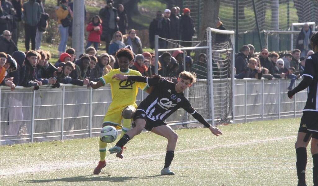 Tous Titres Football Coupe Gambardella 16es De Finale Le Fc Nantes à La Hauteur De 5163