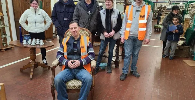 photo  amandine brizard, yves simon, laurent fougereux, valérie aubry, arnaud et steve installé sur le fauteuil  &copy;  le maine libre 