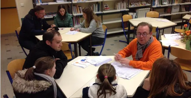 photo  stéphane cousin, nouveau chef d’établissement, a lui-même accueilli des familles.  &copy;  le maine libre 