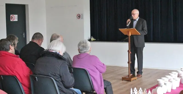 photo  maurice duluard, qui a succédé à danièle ploncard en 2020, a présenté ses vœux 2023 à ses administrés dans la nouvelle salle de fêtes, dimanche 29 janvier 2023.  &copy;  ouest-france 