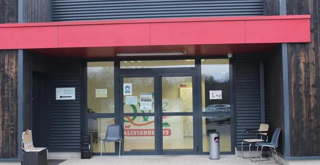 photo  la société qualiviandes, qui emploie huit personnes, sera à terme propriétaire des locaux qu’elle occupe.  &copy;  ouest-france 