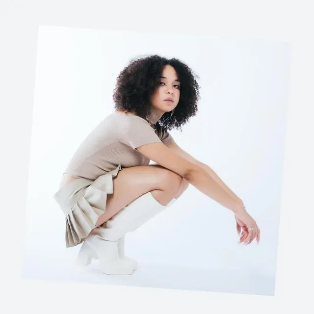 photo l’artiste yoa sera présente au biches festival 2023.  ©  biches festival