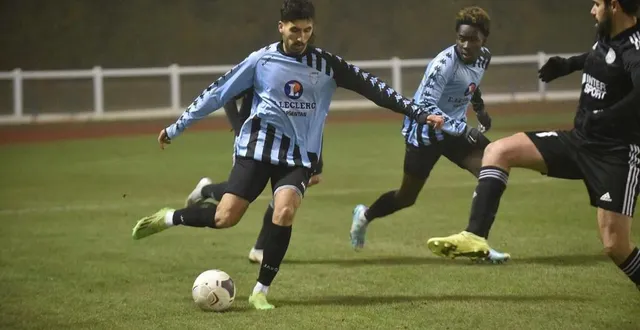 photo  le fc argentan court toujours après la réussite dans ce championnat de régional 1.  &copy;  archives joseph thouin 