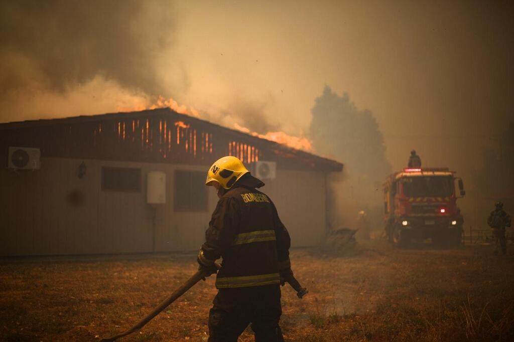 Feux De Forêt Au Chili : Au Moins Quatre Morts Et Neuf Blessés, 29 000 ...