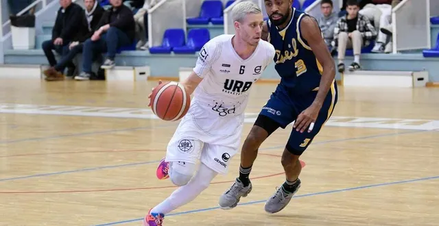 photo  les 23 points de sébastien cape n’auront pas suffi à l’urb.  &copy;  photo : archives jocelyne régent 