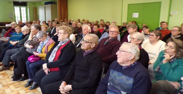 photo  de nombreux adhérents et amis ont répondu présent à l’assemblée générale de générations mouvement.  &copy;  le maine libre 