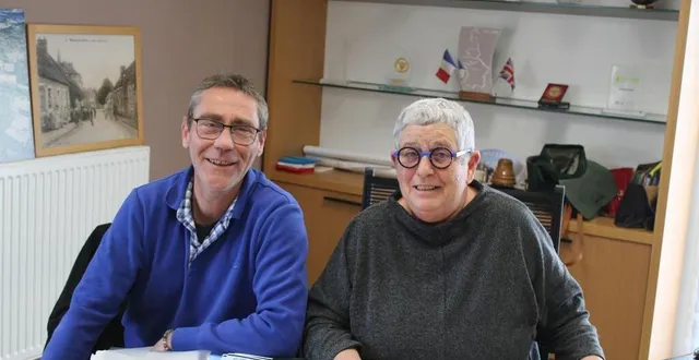photo  sébastien loiseau, responsable du service jeunesse à moncé-en-belin (sarthe) et irène boyer, vice-présidente de la communauté de communes orée de bercé-belinois, en charge de l’enfance et de la jeunesse.  &copy;  ouest-france 