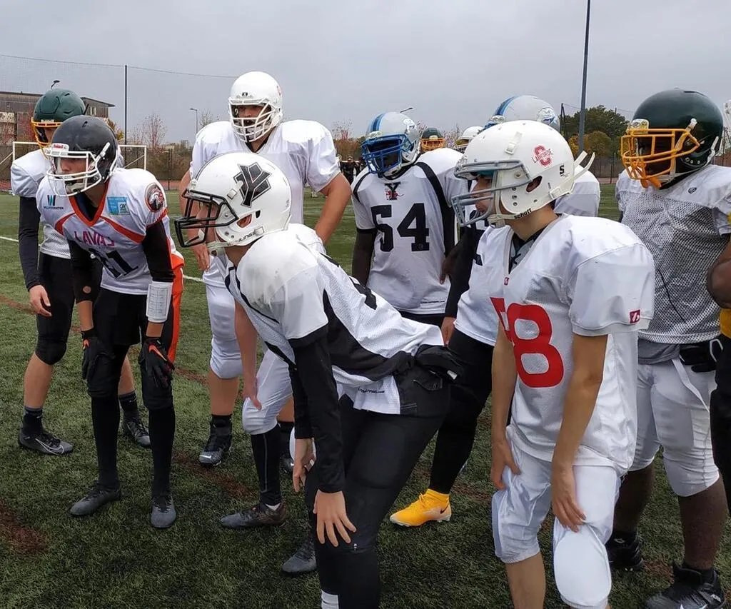 Football américain. Quand les deux clubs du MaineetLoire se font des