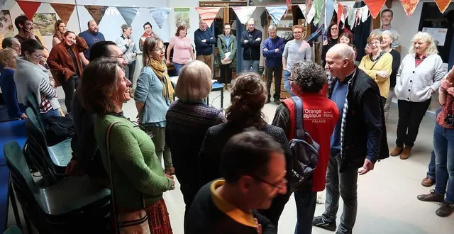 photo  « qu’ils recyclent les vêtements, œuvrent pour le vélo ou produisent de l’électricité propre, ils ont un point commun : une volonté farouche de venir en aide à la planète ».  &copy;  archives ouest-france 