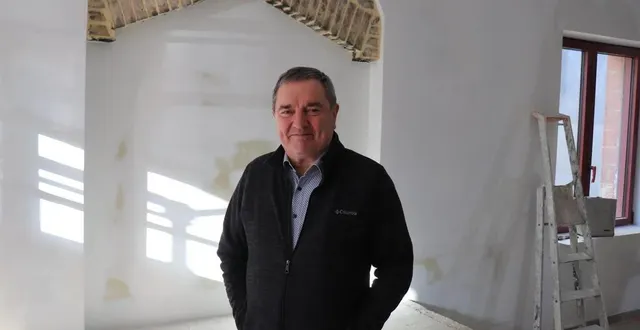 photo  le projet d’épicerie-bistrot de crosmières, notamment porté par le maire, jean-yves denis, est dans sa dernière ligne droite avant ouverture.  &copy;  ouest-france 