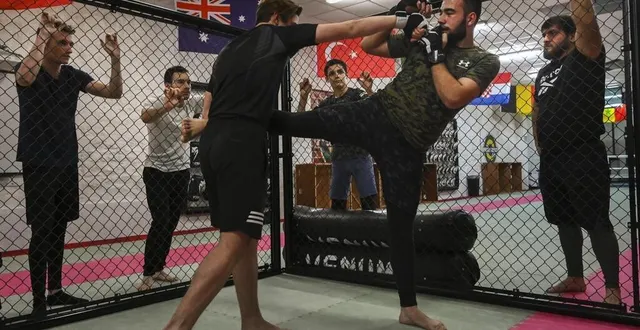 photo  au dojo des phoenix, une section mma a ouvert.  &copy;  le maine libre - denis lambert 