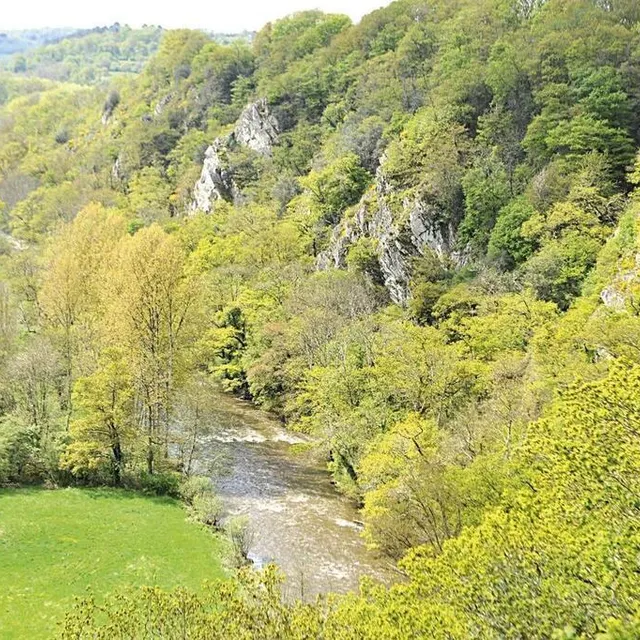 photo la sarthe, traversant saint-léonard-des-bois.  ©  olivier renault / archives ouest-france