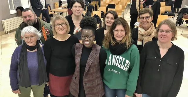 photo  neuf des douze nouveaux membres élus au sein du bureau de l’amicale vildis, présents, vendredi 3 février 2023, à l’assemblée générale de l’association, salle théophile-plé, à sablé-sur-sarthe.  &copy;  ouest-france 