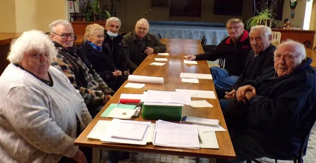 photo  l’assemblée générale de la section unc-afn a réuni seulement neuf des 29 adhérents.  &copy;  le maine libre 