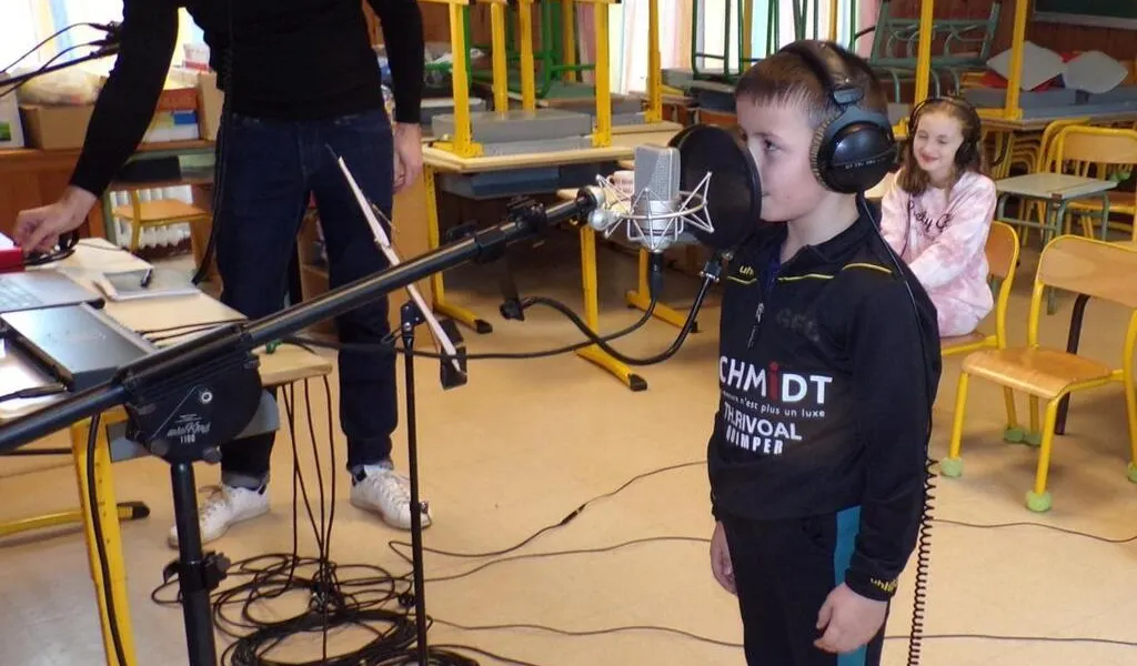 Les élèves de l’école SainteJeanned’Arc font un CD