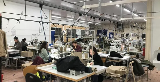 photo  kiplay fabrique ses propres jeans, vestes pour sa marque kiplay james à saint-pierre-d’entremont, dans l’orne, site historique de l’entreprise familiale.  &copy;  ouest-france 