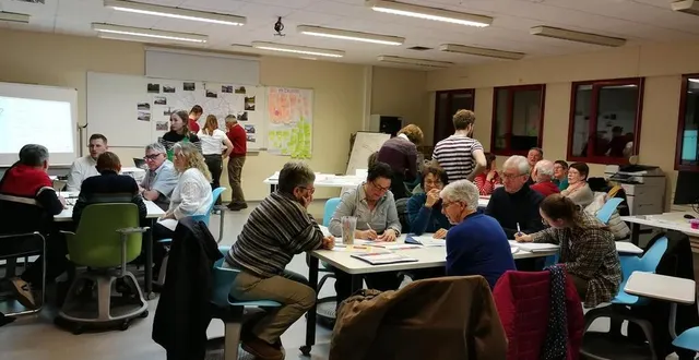 photo  des citoyens désireux de participer à l’avenir de damigny sont venus participer à l’atelier.  &copy;  ouest-france 