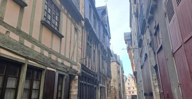 photo  la circulation sera bloquée dans la rue de la reine-bérengère, le lundi 20 février de 7 h à 20 h.  &copy;  ouest-france 