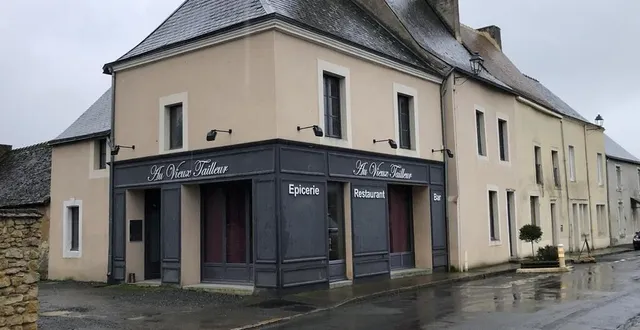 photo  le projet de reprise du restaurant « au vieux tailleur » par james klein est tombé à l’eau. la municipalité a fait volte-face.  &copy;  ouest-france 