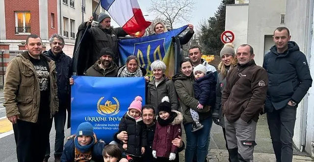 photo  départ du camion de dons pour l’ukraine à nogent-sur-marne emportant les cartons « ukraine-invicta » et ceux d’atm, vers lviv, où seront dispatchés les colis dans les régions, selon les besoins.  &copy;  association aide au tiers-monde 
