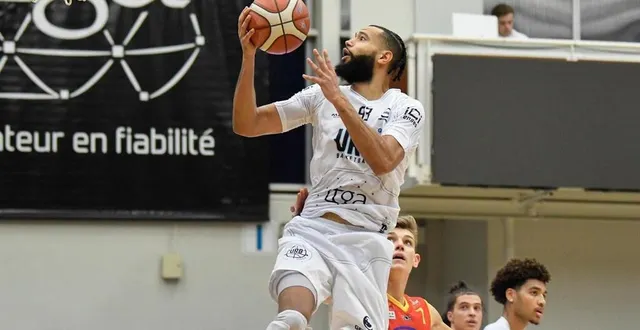 photo  rémi dibo ne finira pas la saison 2022-2023 avec l’union rennes.  &copy;  jocelyne régent 