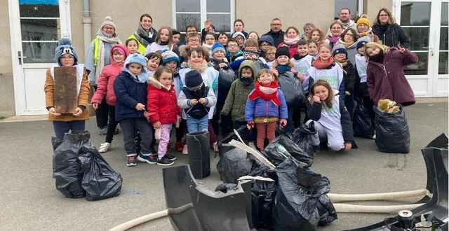 photo  trente kilos de déchets, tel est le bilan du ramarchage.  &copy;  le maine libre 