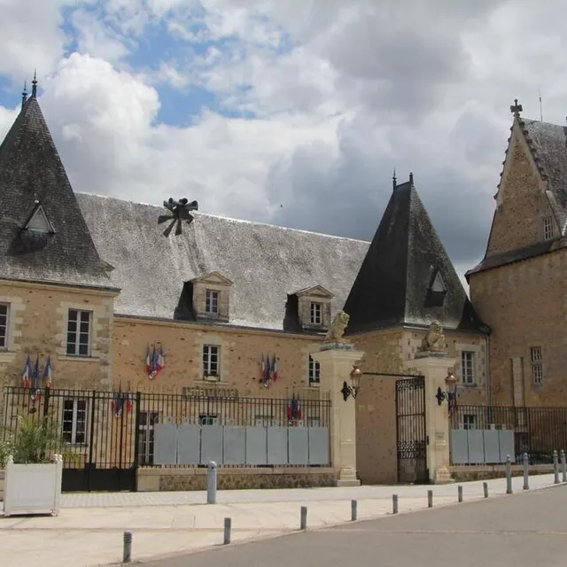 photo le château des carmes est un incontournable de la flèche.  ©  archives ouest-france