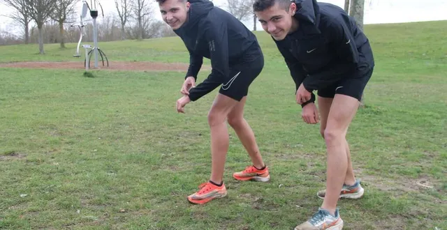 photo  thomas (à gauche) et lucas prodhomme, les deux frères licenciés à l’asl 72 (athlétisme sarthe et loir 72) à la flèche, participeront les 11 et 12 mars 2023 aux championnats de france de cross-country à carhaix (finistère).  &copy;  ouest-france 
