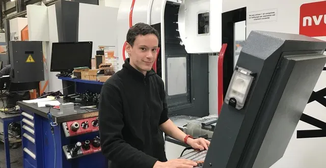photo  sacha greneche a remporté le titre de meilleur apprenti de france au concours worldskills, dans la catégorie technicien usineur.  &copy;  ouest-france 
