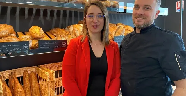 photo  la boulangerie de la chapelle-d’aligné, tenue par sarah perrouault et emmanuel macé, a été prise d’assaut pour son premier jour d’ouverture, mardi 7 mars 2023.  &copy;  ouest-france 