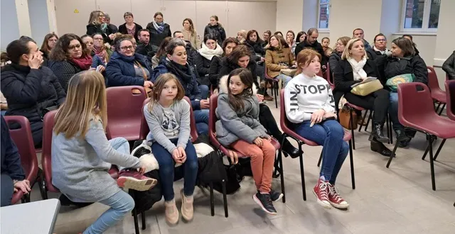 photo  les parents et les élèves sont informés des modalités de fonctionnement du séjour et des activités qui y seront réalisées.  &copy;  ouest-france 