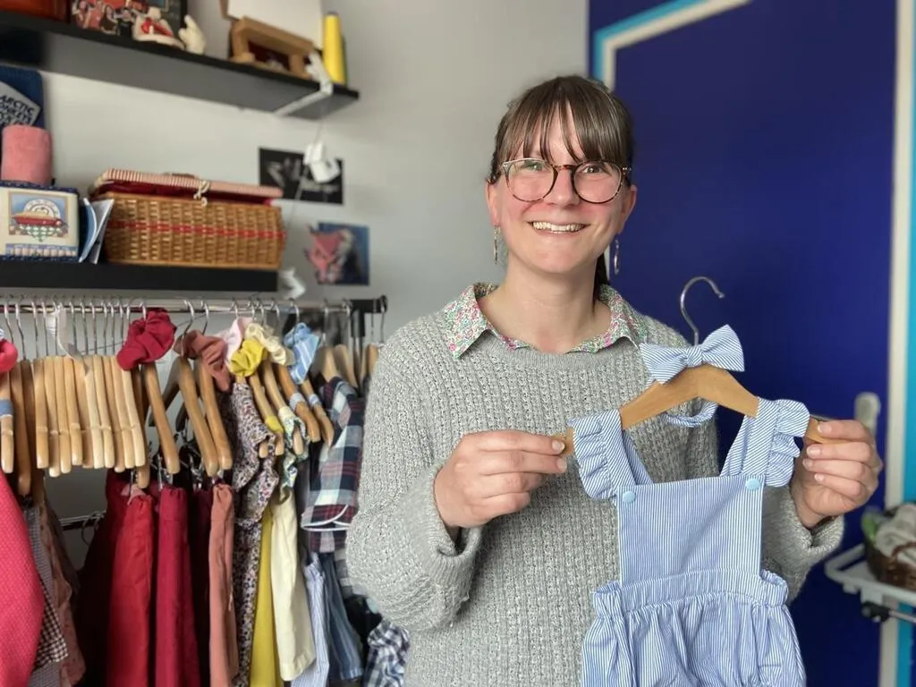 Balazé. Cette couturière transforme des vêtements de seconde main en garderobe pour enfants Balazé. Cette couturière transforme des vêtements de seconde main en garderobe pour enfants