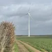 photo une des quatre éoliennes du parc de moulins-sur-orne.