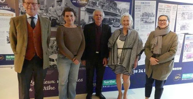 photo  de gauche à droite : emmanuel d’aillières, maire ; lise butet, bibliothécaire ; patrick lusseau, maire adjoint en charge du sport ; delphine delahaye, conseillère départementale et adjointe ; caroline roton-vivier, maire adjointe.  &copy;  ouest-france 